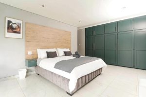 AvA Guest House - Quellerina, Randburg - Inside Room Comfortable King Size Bed - Room 1