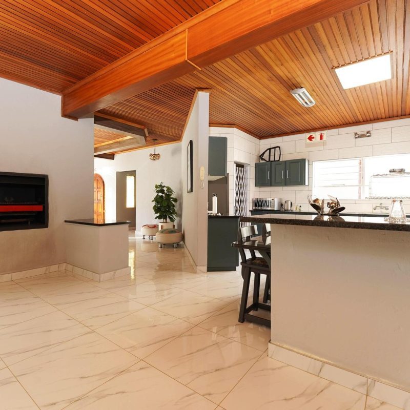 AvA Guest House - Quellerina, Randburg - Accommodation for business travellers and wedding parties, Kitchen and entrance aea